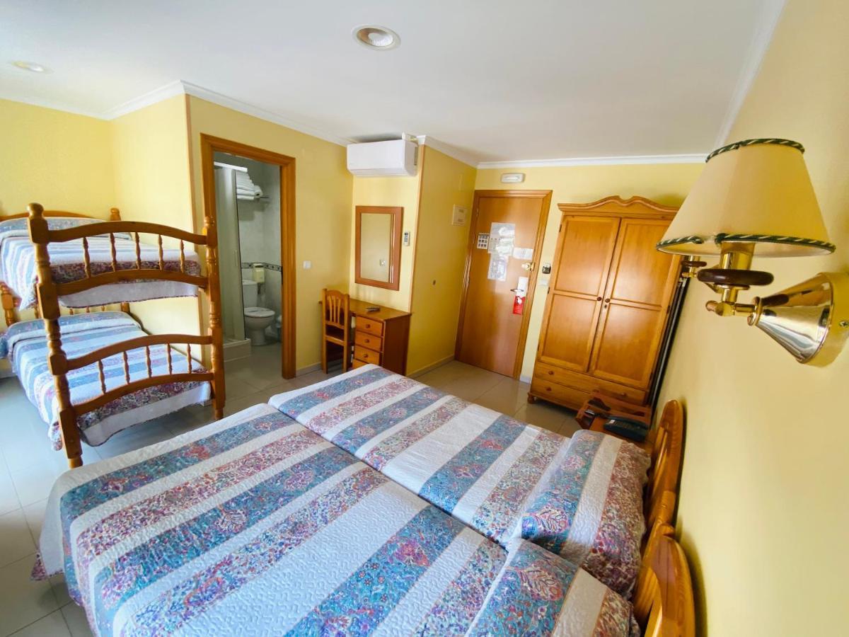 Hostal L'Anfora Denia Zewnętrze zdjęcie