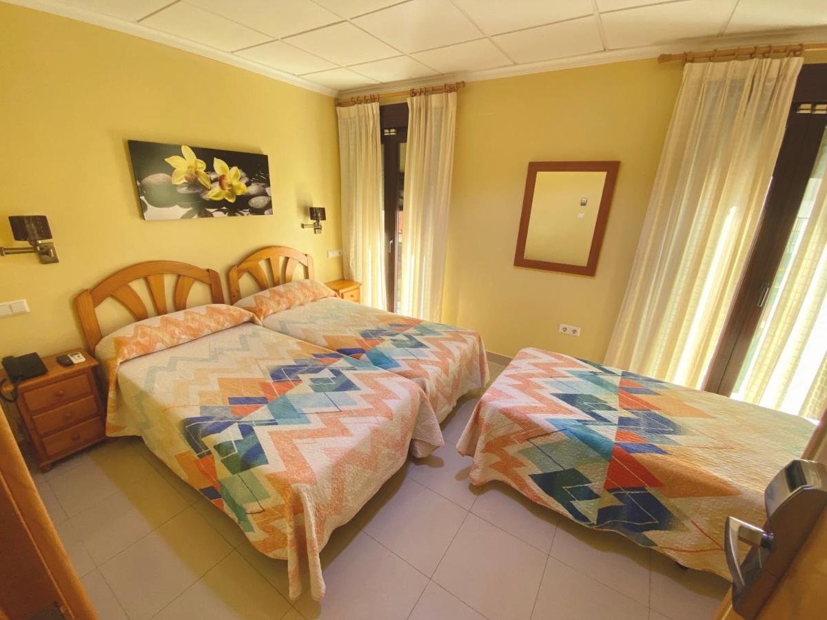 Hostal L'Anfora Denia Zewnętrze zdjęcie
