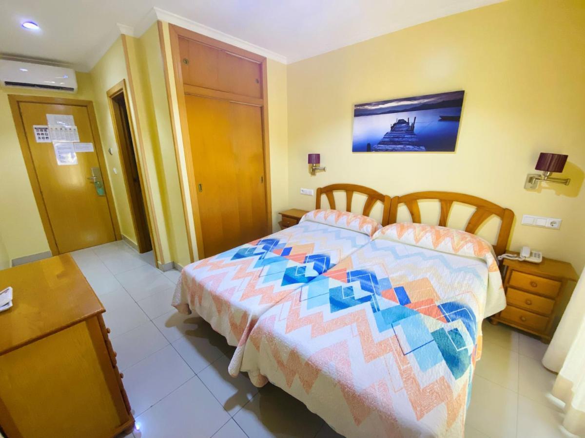 Hostal L'Anfora Denia Zewnętrze zdjęcie