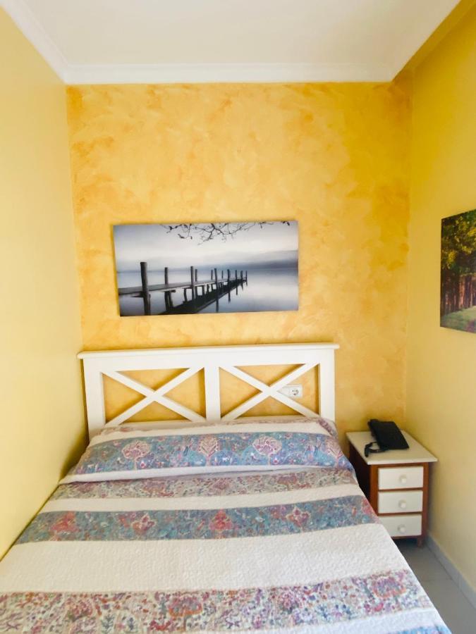 Hostal L'Anfora Denia Zewnętrze zdjęcie