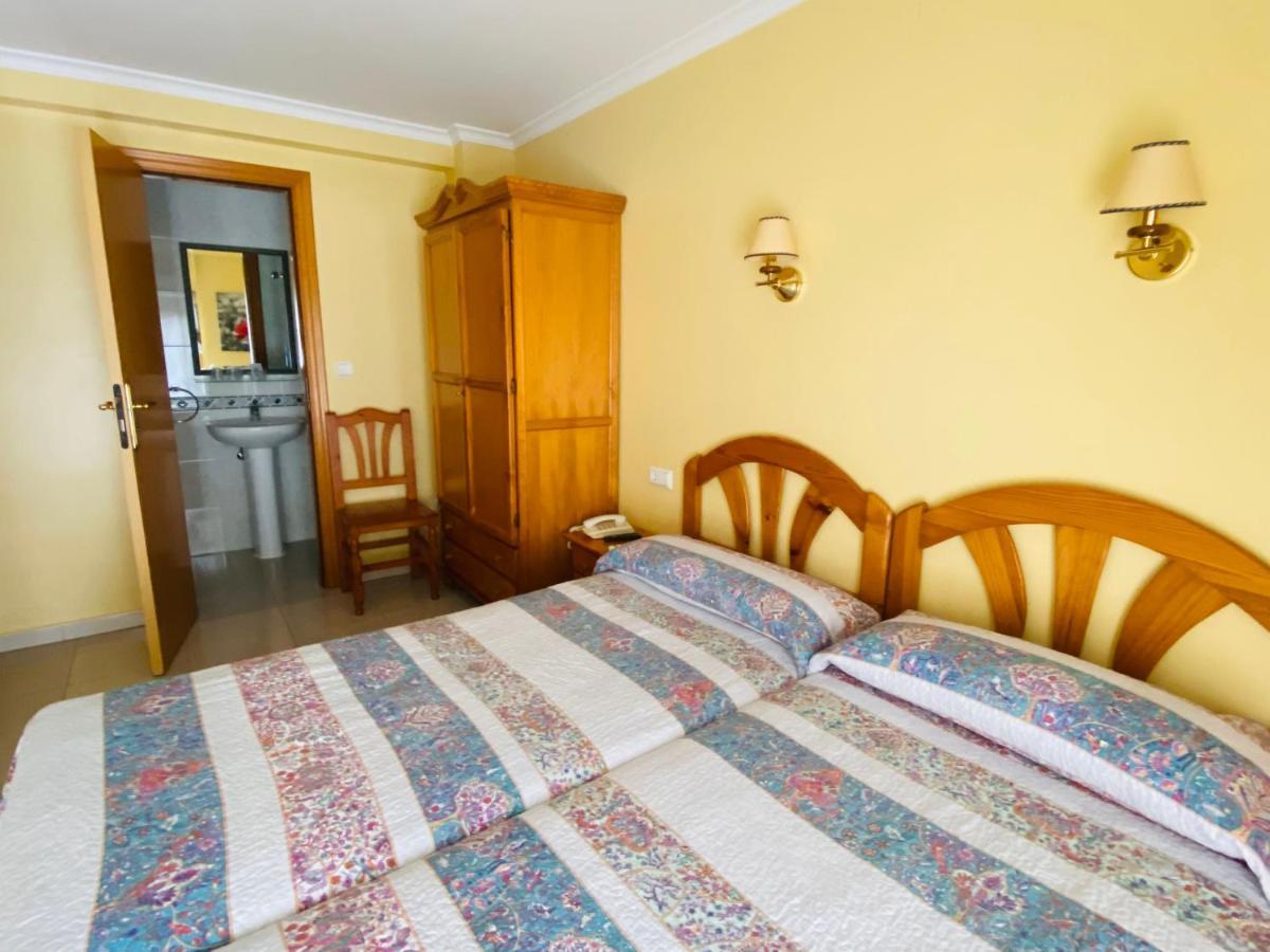 Hostal L'Anfora Denia Zewnętrze zdjęcie